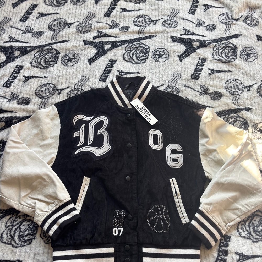 Urban Outfitters BDG Black Embroidered Corduroy Torrence Varsity Jacket Sz XS